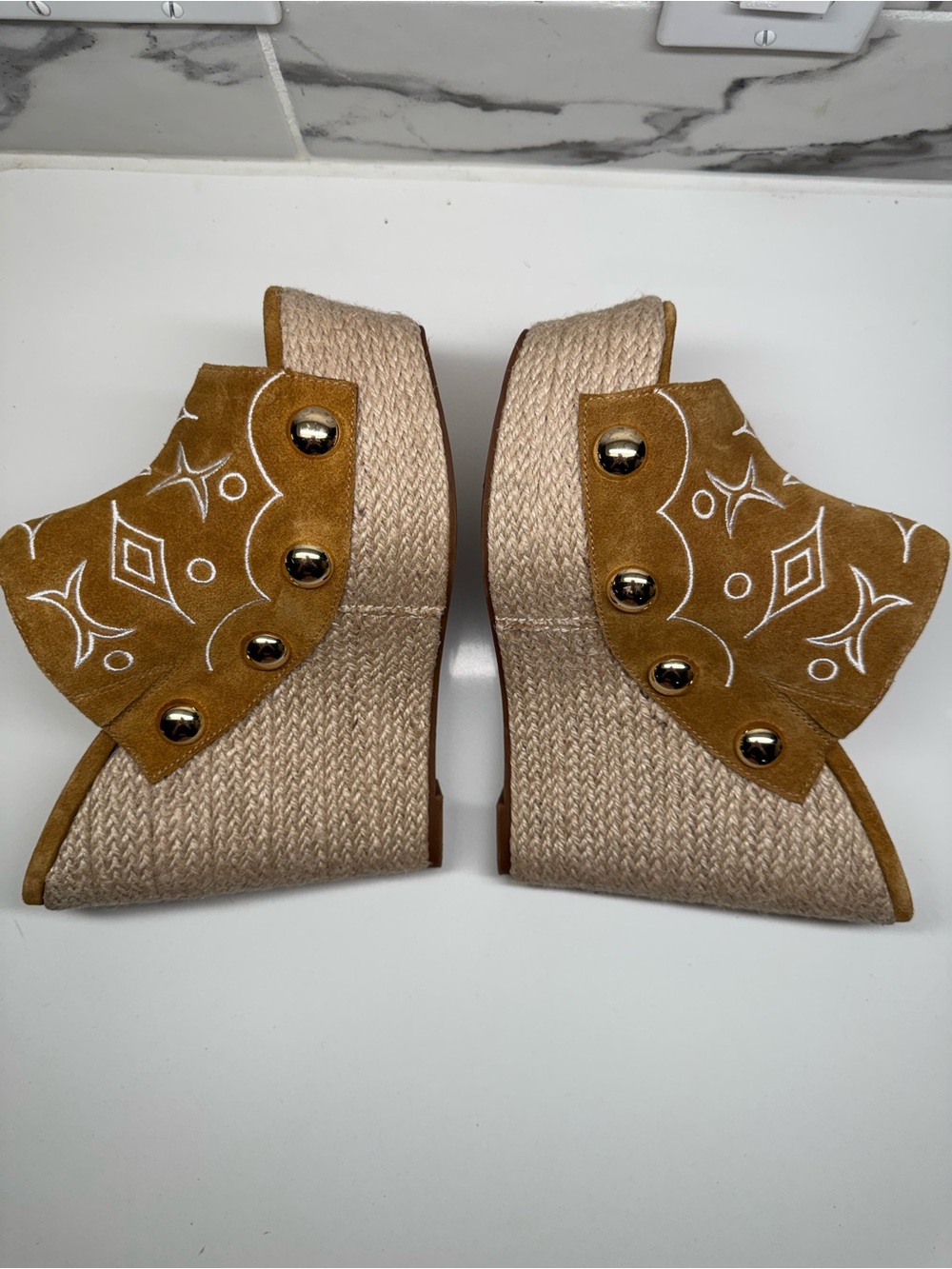 Vadim Embroidered Platform Espadrille Wedge Sandals - Picture 4 of 9